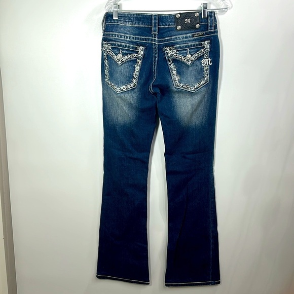 Miss Me  Woman’s Boot Cut jeans Dark Wash size 28 - Picture 1 of 14